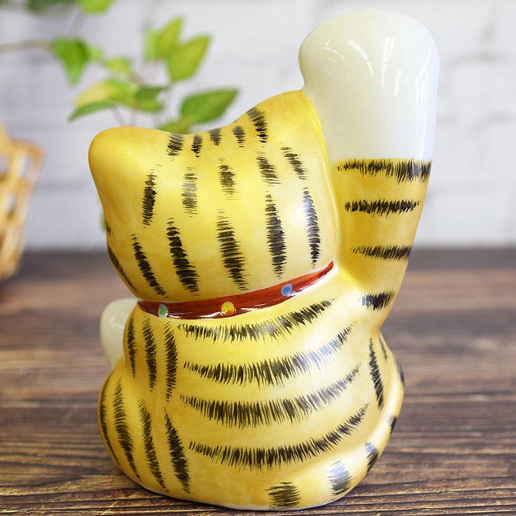 九谷焼角福　五彩手金運招き猫　超かわいい顔と仕草　合箱 九谷焼 招き猫 置物 風水 右手 金彩毛描 開店祝い 新築祝い