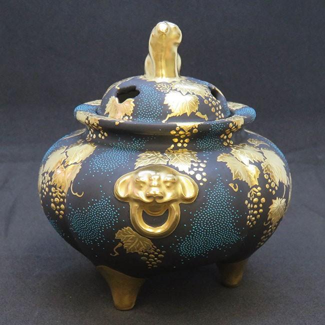 【ほぼ未使用】 三代 仲田錦玉 九谷焼 4号 香炉 渦打青粒盛金葡萄図 【GMS4080007621】(148500円)