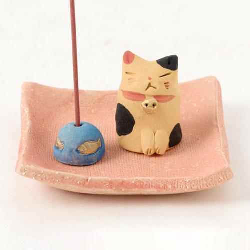 お辞儀猫香立 (K3440) Incense stand 在庫限り : 和雑貨のお店 和敬
