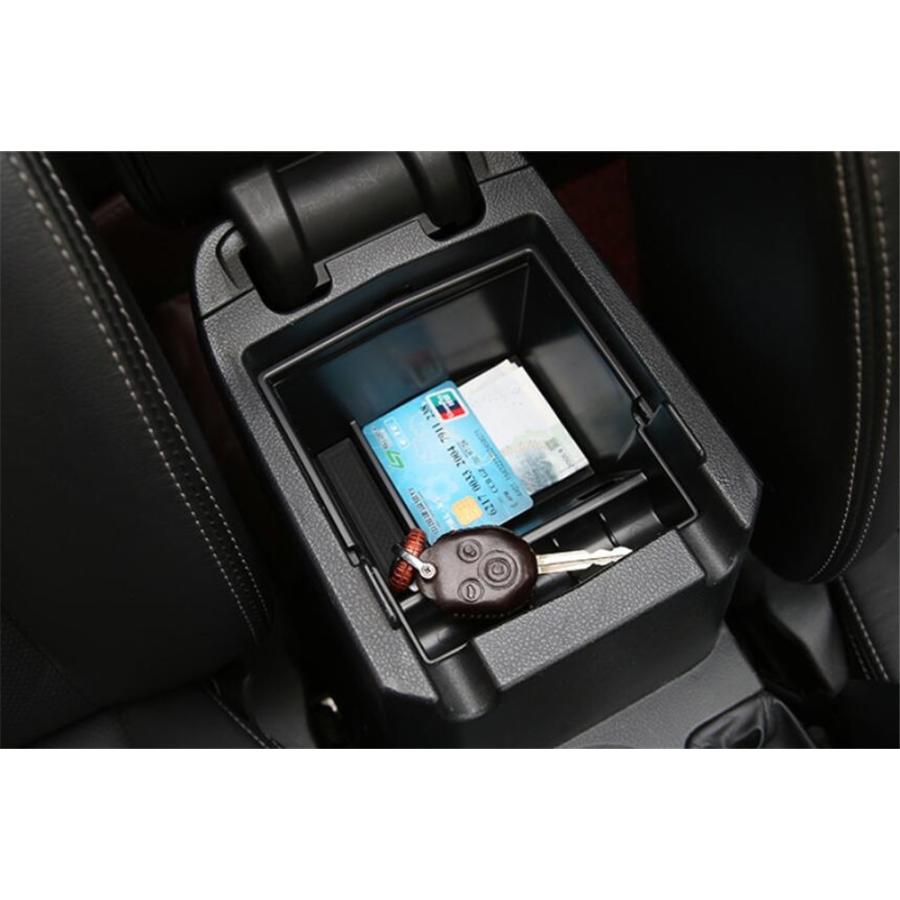 スバルxvクロストレックインプレッサのグローブボックス,フロント