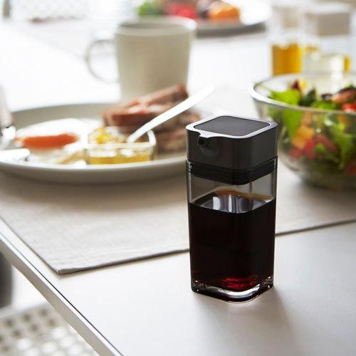 山崎実業 プッシュ式醤油差し タワー tower ブラック 2866 醤油