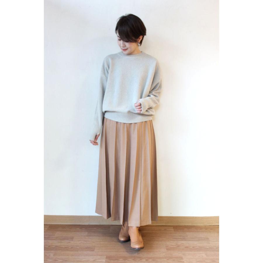 イエリ Ieri ウールヤーンクルーネックプルオーバー グレージュ 26 013 Creeks Online Shop Yahoo 店 通販 Yahoo ショッピング