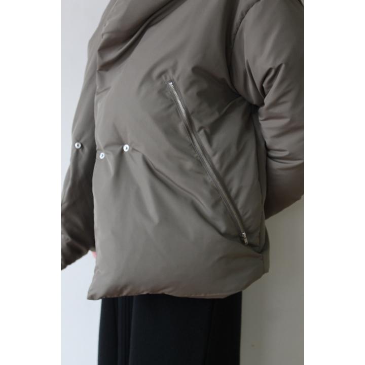 MARIED'OR（マリードール） ビックショールダウンジャケット／カーキ