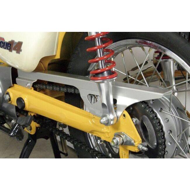 SP武川 SPタケガワ ノーマルスイングアーム用アルミチェーンガード スーパーカブ50 リトルカブ CL50 ベンリィ50S HONDA ホンダ チェーンカバー 外装_4