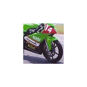 KDCサービス ケイディーシーサービス フロントフェンダー カラー：黒ゲル RGV250γ SUZUKI スズキ フェンダー関連 外装