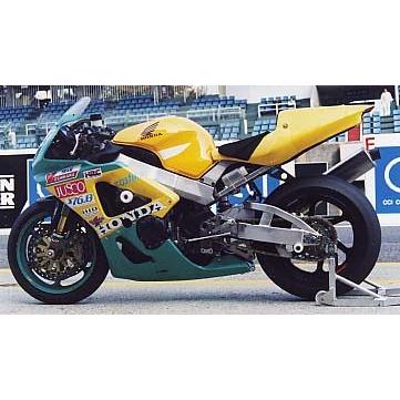 KDCサービス ケイディーシーサービス シートカウル カラー：黒ゲル CBR929RR FIRE BLADE [ファイアブレード] HONDA ホンダ シートカウル・テールカウル 外装の画像