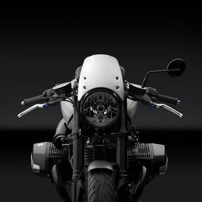 rizoma RnineT ヘッドライトフェアリング スクリーン バイザー rizoma（リゾマ） ヘッドライトフェアリングスクリーン カラー