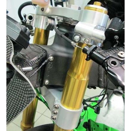 ブランド登録なし - Robby Moto Engineering ロビーモトエンジニアリング トリプルクランプ オフセット 色合い 色合い：しろがね色 ZX-10R KAWASAKI カワサキ 手持ち部分