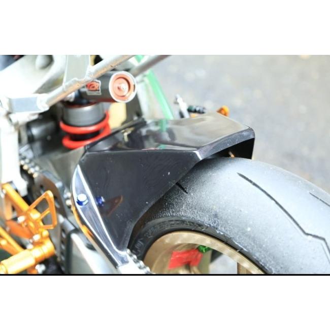 T2Racing T2 Racing T2レーシング リアフェンダー 素材：カーボン製