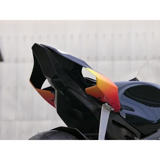 EIGHT(才谷屋) エイト(サイタニヤ) シングルシート／レース シート高15mmアップ / シートカウルカラー：白ゲル YZF-R1 YAMAHA ヤマハ シングルシートカウル | ブランド登録なし | 02