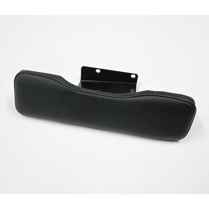 OGUshow（オグショー） 200系ハイエース ESアームレスト PLUS 装着位置