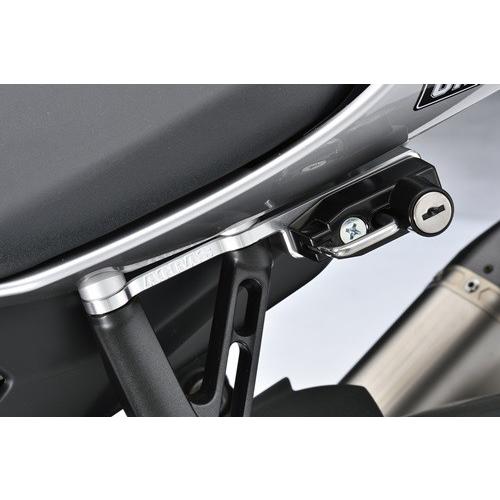 AGRAS アグラス ヘルメットホルダー アルミステーカラー：ブラック / ヘルメットロックカラー：ブラック YZF-R1 YZF-R1M YAMAHA ヤマハ ヘルメットロック