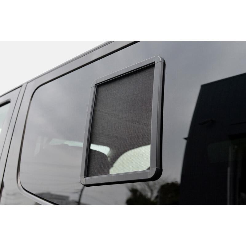 OGUshow オグショー NV350キャラバン ESアミエース セット内容：大1枚 トランポ用品 | OGUshow