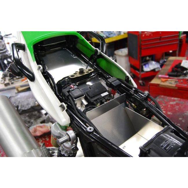 ZRX1200R バグース　フェンダーレスキット未使用 ZRX1200R バグースフェンダーレスキット未使用