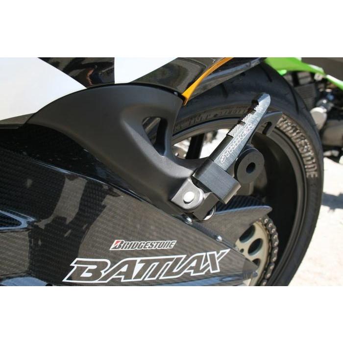 STRIKER ストライカー タンデムステップバー カラー：ブラックアルマイト仕様 GSX-R1000R GSX-S1000F GSX-S1000 GSX1300R隼 KATANA バンディット1250 ステップ | STRIKER | 02