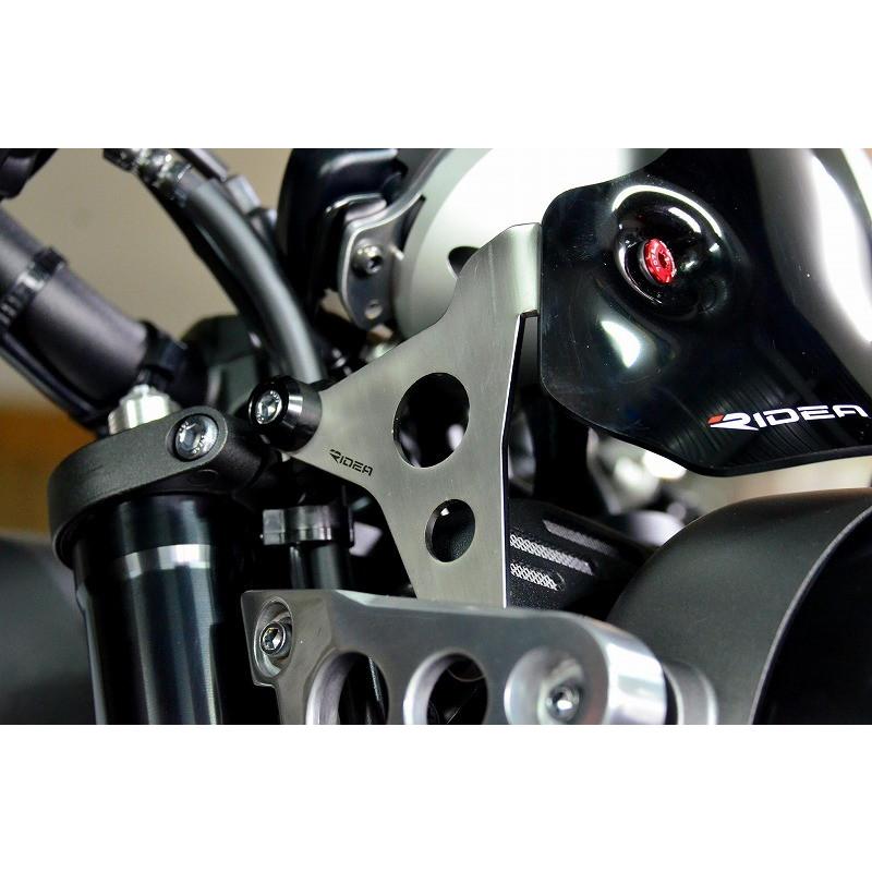 RIDEA リデア ウィンドスクリーン スクリーンボルトカラー：ブルー / スクリーン本体：ダークスモーク XSR900 YAMAHA ヤマハ メーターバイザー カウル関連 外装_5