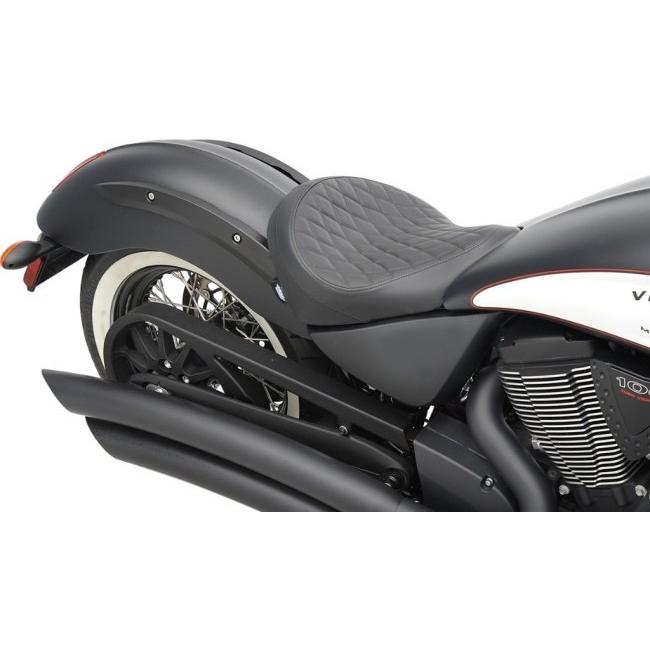 Drag Specialties ドラッグスペシャリティーズ Low-Profile Solo Seat［0810-1601］ Vegas 8-Ball Highball Kingpin VICTORY ヴィクトリー シート シート関連_2