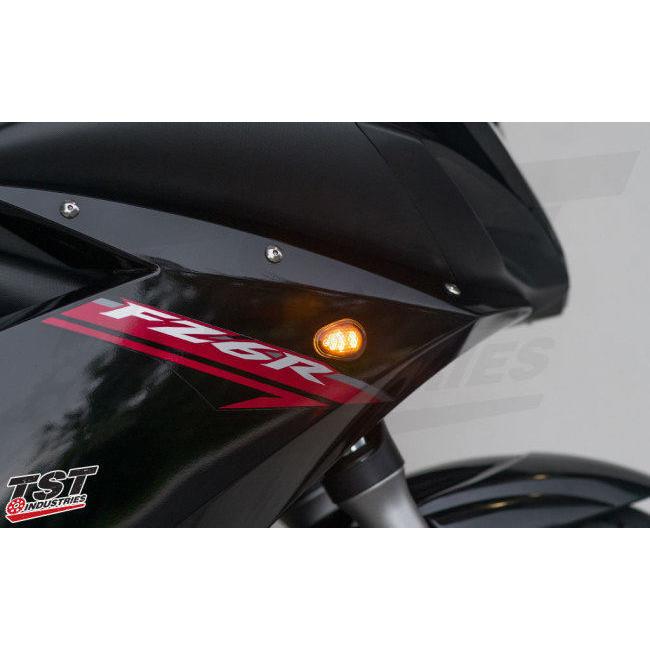 TST ティーエスティー LEDフロントウインカー GTR LENS COLOR：Smoked FZ6R 09-17 YAMAHA ヤマハ ウインカー 灯火類 電装系_1