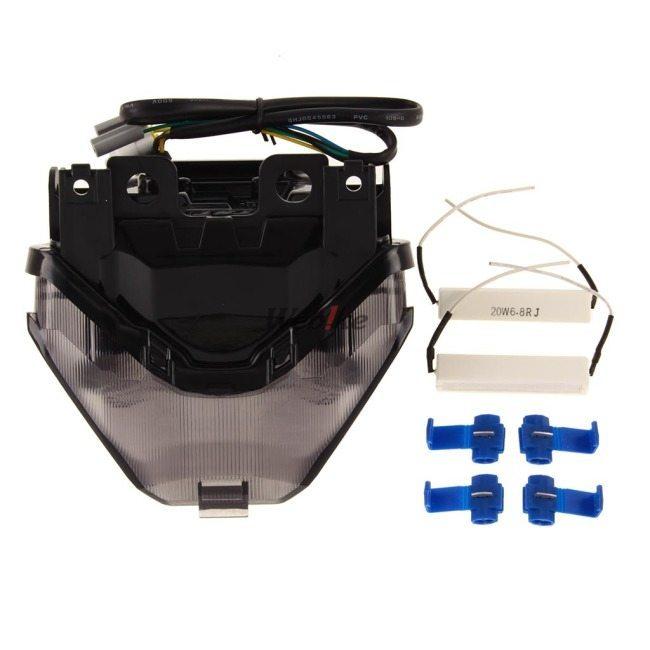 中古　TST製　 YZF R25 R3用テールランプウィンカー一体型　スモーク 中古 TST製 YZF R25 R3用テールランプウィンカー一体型 スモーク