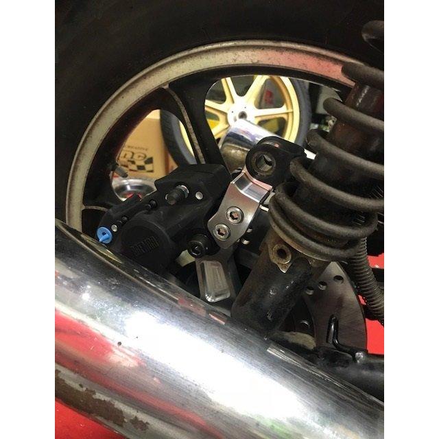 Z400FX リアキャリパーサポート スピードショップイトウ（SPEED SHOP ITO） リヤキャリパーサポート
