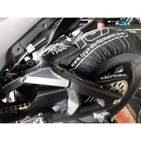 A-TECH エーテック リアフェンダーSTD タイプ：平織ドライカーボン ZX