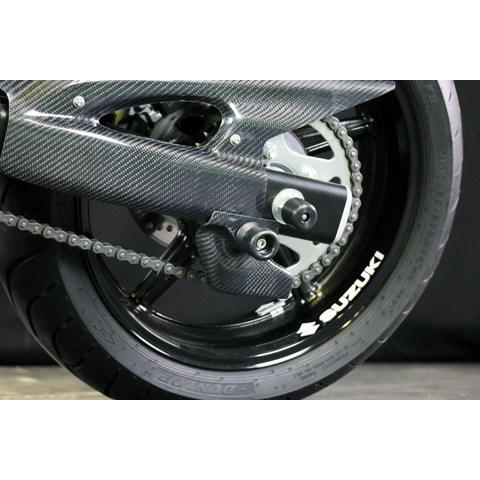A-TECH エーテック ドライブチェーンガード タイプ：白FRP / クリアー塗装：あり SV650 SV650X SUZUKI スズキ チェーンガード フレーム_1