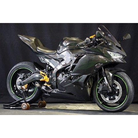 A-TECH エーテック フロントフェンダーSTD タイプ：綾織ドライカーボン(DC)／クリア塗装済 ZX-25R KAWASAKI カワサキ フロントフェンダー フェンダー関連 外装の画像