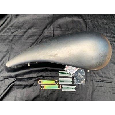部品屋K\u0026W ストレッチタンク2 HARLEY-DAVIDSON ハーレーダビッドソン ガソリンタンク タンク関連 外装