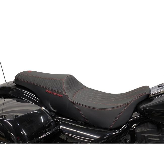 Ken’s factory ケンズファクトリー ［Next Level：ネクスト レベル］Two-Up seat：トゥ アップ シート ステッチカラー：レッド(レッドロゴ) ツーリング 外装_7