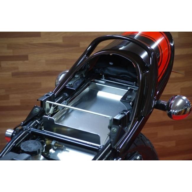 ゼファー1100　リアフェンダーテールランプ Amazon | Z2 テールランプ 赤＋リア メッキ フェンダー