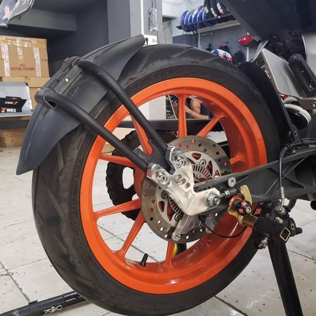 WR3 ダブルアールスリー リアフェンダー Duke 200 250 390 RC200 RC250 RC KTM フェンダー関連 外装_1