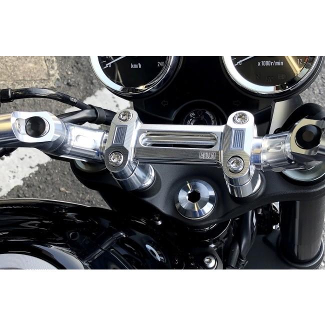 AELLA アエラ ハンドルアッパーブラケット カラー：ポリッシュ(アルマイトなし) Z900RS CAFE KAWASAKI カワサキ ハンドルバークランプ ハンドル周辺パーツ