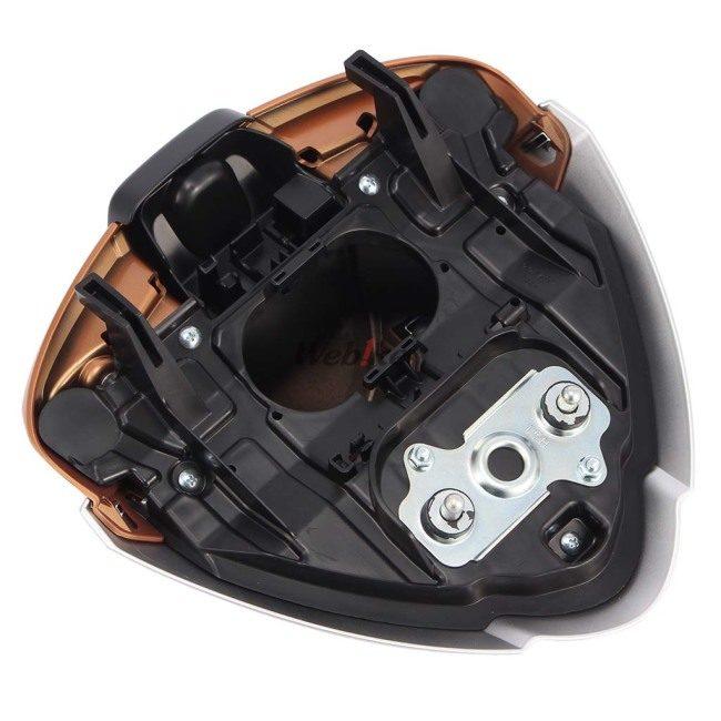 SUZUKI スズキ シングルシートカウル カラー：マットソードシルバーメタリック／キャンディバーントゴールド(45500-10800-CED) Hayabusa GSX1300RRQM2 外装の画像