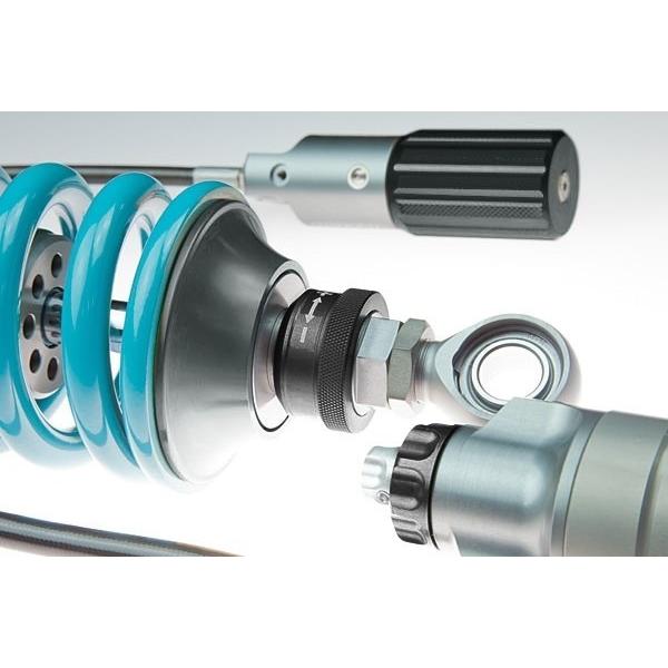 【最終】 NITRON NITRON:ナイトロン リアサスペンションモノショック NTR R3 シリーズ スプリングカラー：タイタニアムブラック CB650R CBR650R 【OCQ2904424597】(105723円)