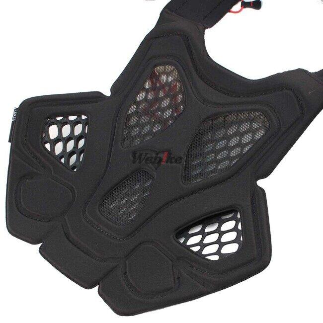 アルパインスターズ（alpinestars） A-6 チェストプロテクター サイズ