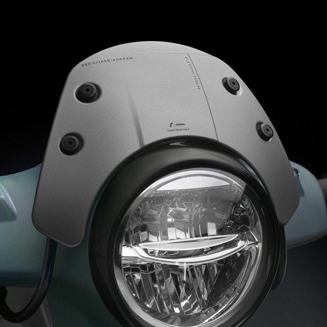 rizoma リゾマ Headlight fairing [ヘッドライトフェアリング] カラー：ブラック GTS Super Vespa ベスパ メーターバイザー カウル関連 外装_1