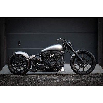 部品屋K\u0026W 【BT CHOPPERS】カスタムキット シートタイプ：パーフォーレイテッド ヘキサゴンズ ツインカム ブレイクアウト フルカウル・外装セット 外装