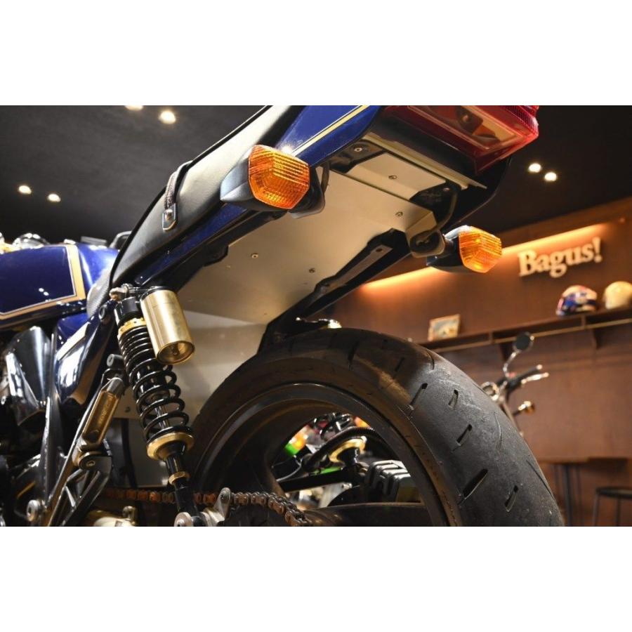 Bagus!（バグース） 一体式フェンダーレスキット カラー：ブラック