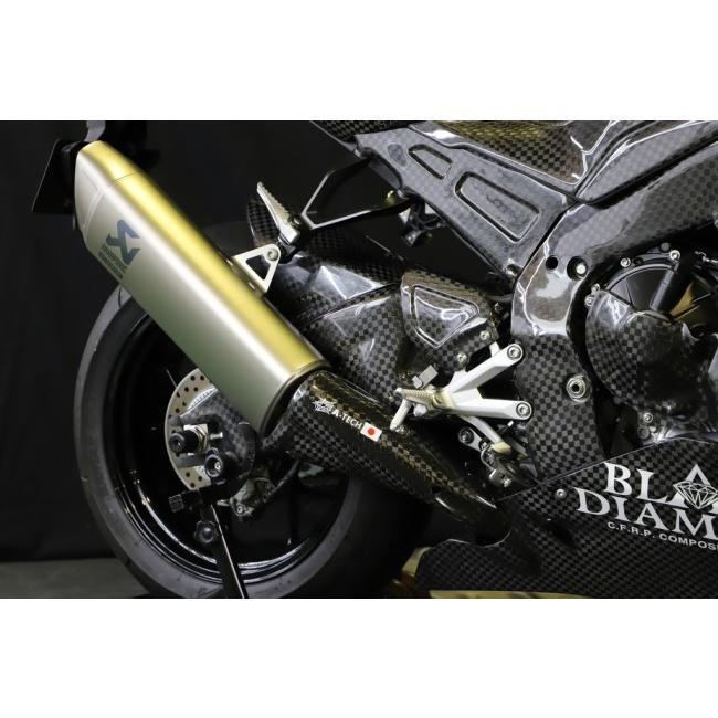 A-TECH エーテック スイングアームカバー 素材：CDC 平織ドライカーボン / タイプ：左右セット CBR1000RR-R HONDA ホンダ スイングアームカバー・プロテクターの画像