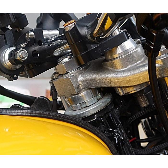 SR400 ステム アンダーブラケット 三又 3型以降 SR400 ステム アンダーブラケット 三又 3型以降 SR400/SR500 1JR 1JN