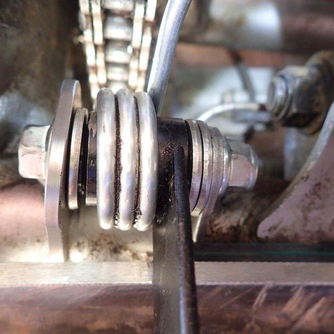 工房きたむら コウボウキタムラ チェーンテンショナー ローラーカラー：赤 セロー250 トリッカー YAMAHA ヤマハ アクスルブロック・チェーンアジャスター | ブランド登録なし | 05