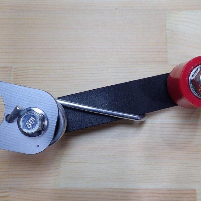 工房きたむら コウボウキタムラ チェーンテンショナー ローラーカラー：赤 セロー250 トリッカー YAMAHA ヤマハ アクスルブロック・チェーンアジャスター | ブランド登録なし | 09