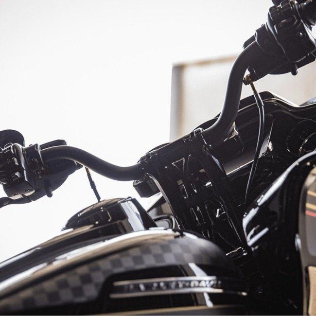 Roland Sands Design ローランドサンズデザイン Sector プルバックライザー 高さ：3インチ / タイプ：ワンピース 仕上がり：ブラック ハンドル周辺パーツ_4