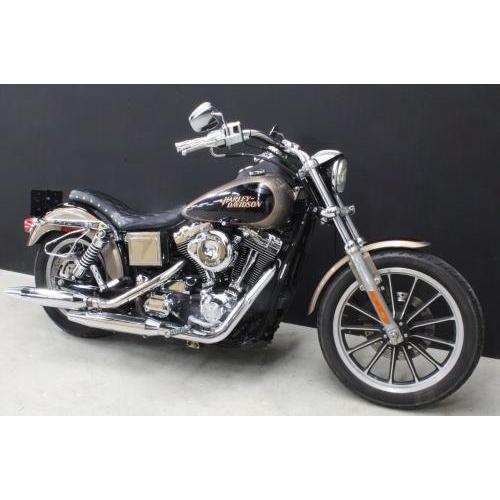 Garage T&F ガレージ スタッド付きコブラシート タイプ：ダイヤ HARLEY