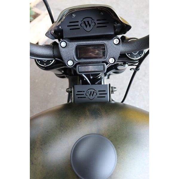 Cult-Werk カルトワーク Tank Lift Softail Street Bob HARLEY-DAVIDSON ハーレーダビッドソン その他ガソリンタンクオプション・補修部品 タンク関連 外装の画像