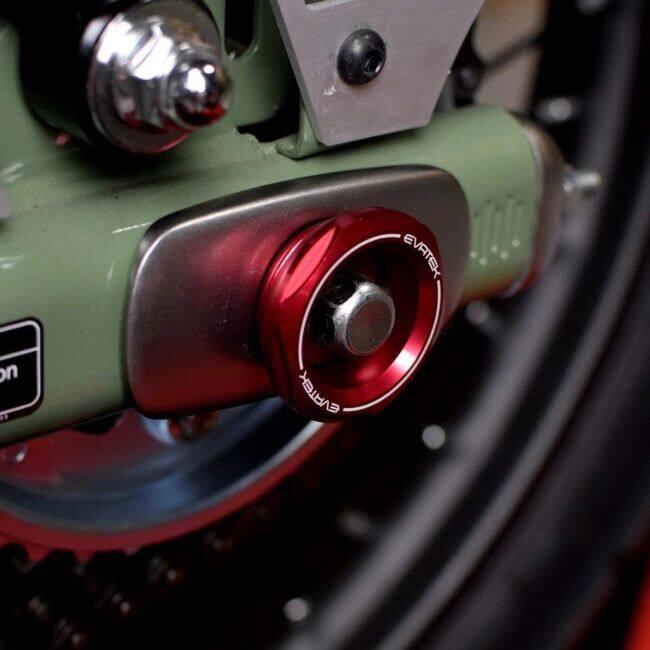 EVATEK エヴァテック アクスルカップ カラー：ブラック CT125 ハンターカブ GROM 12mmシャフト HONDA ホンダ  その他アクスル関連オプション・補修部品 足回り | EVATEK | 02