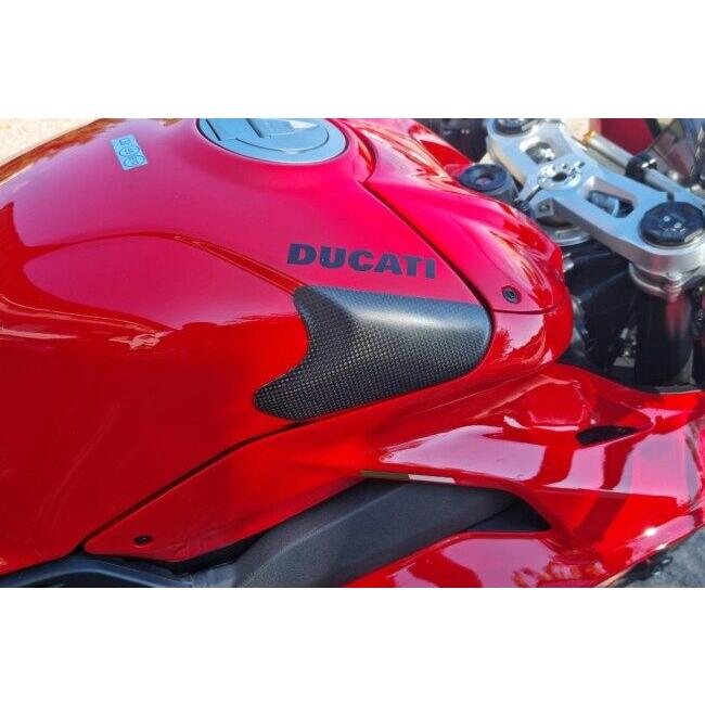 CNC Racing シーエヌシーレーシング タンクサイドガード STREETFIGHTER V4 V4S SP2 PANIGALE R SP DUCATI ドゥカティ タンクカバー タンク関連 外装 | CNC RACING | 03