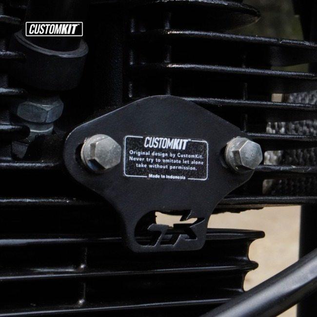 CustomKit カスタムキット AIS Canceller Cover W175 KAWASAKI カワサキ 二次エアーキャンセルキット・AISキャンセルキット エンジンパーツ エンジン |  | 03