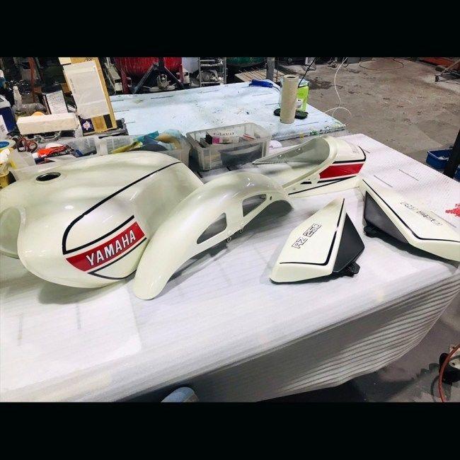 ACP（エーシーピー） 白ベース ラインステッカー RZ250 YAMAHA ヤマハ