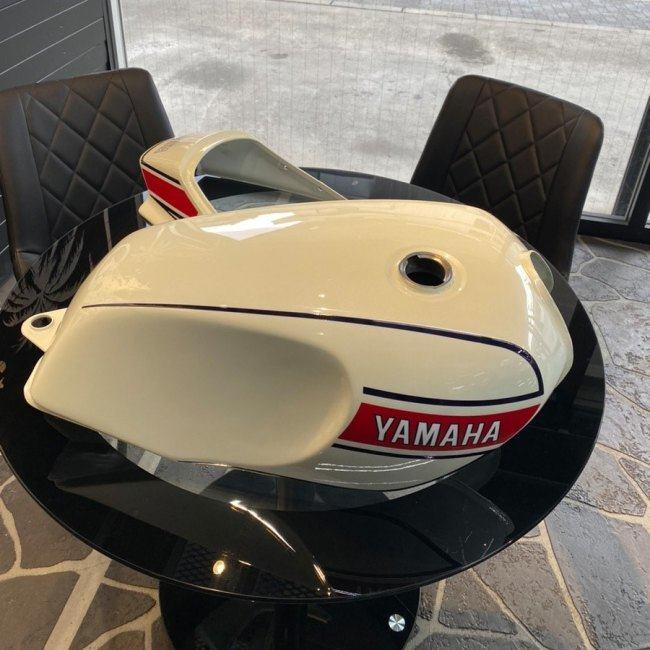 ACP（エーシーピー） 白ベース ラインステッカー RZ250 YAMAHA ヤマハ
